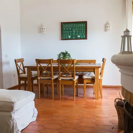 House At Da Luz