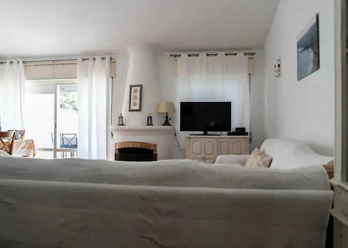 House At Da * Luz